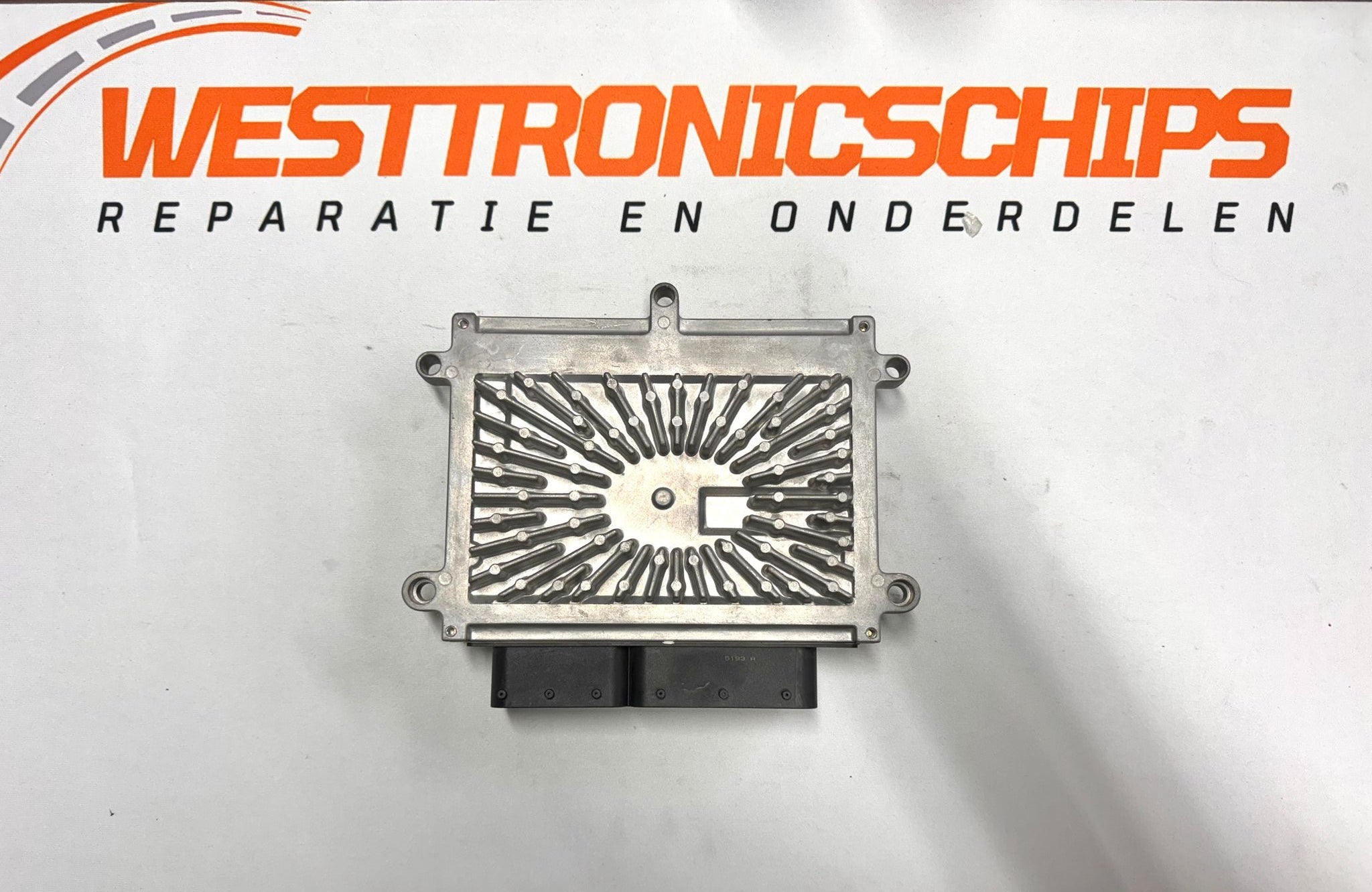 ECU 079700-9132 - P30650677